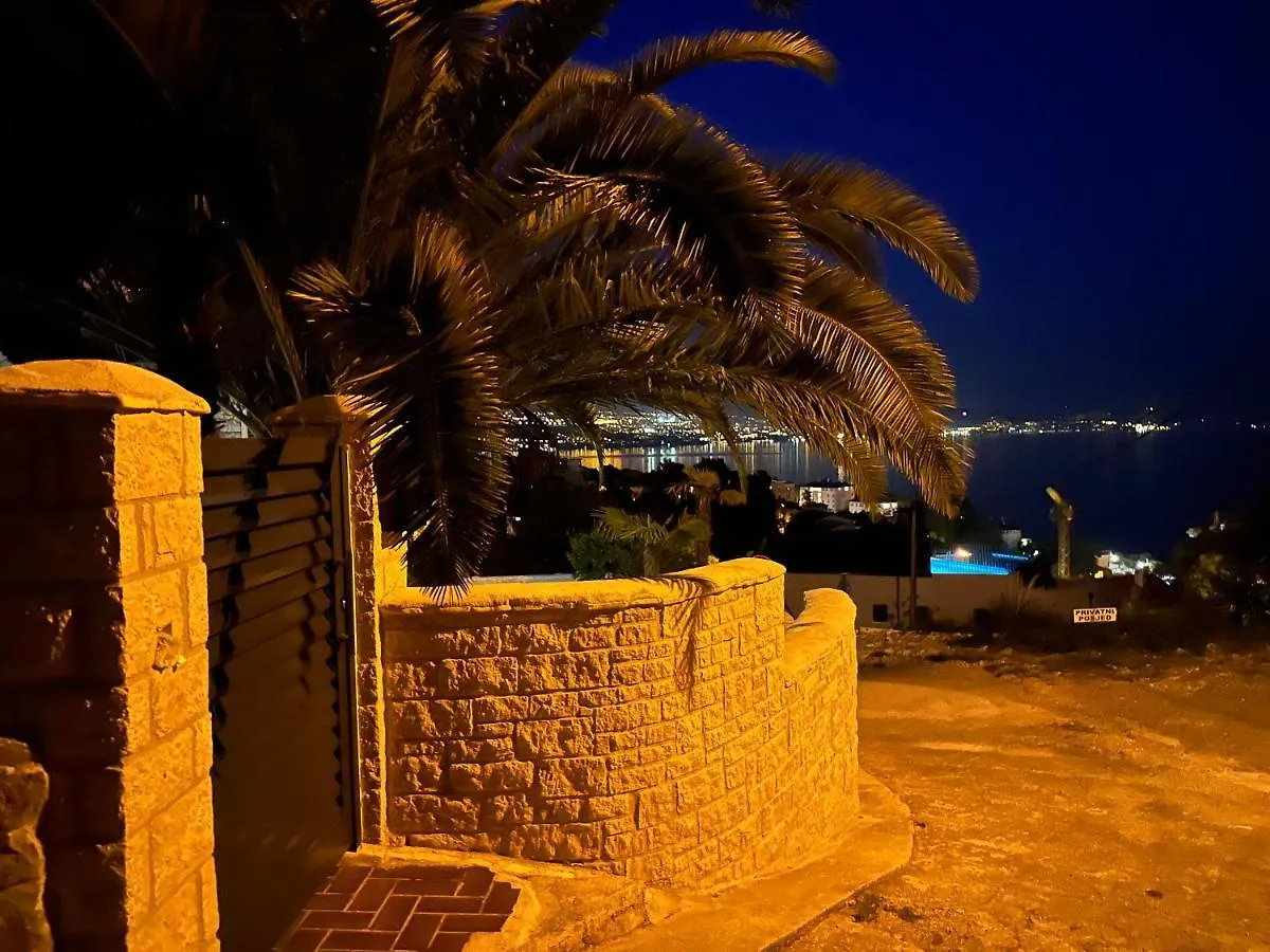 Apartman Vacation Home Lucija