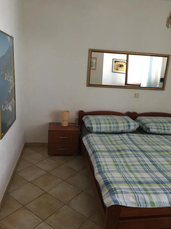 아파트 Vacation Home Lucija Slatina